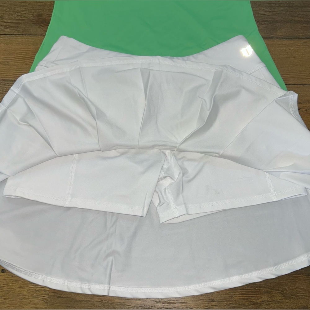 EleVen by Venus Williams Set of 2 Green sport tanks and and White tennis skort S - Picture 8 of 16